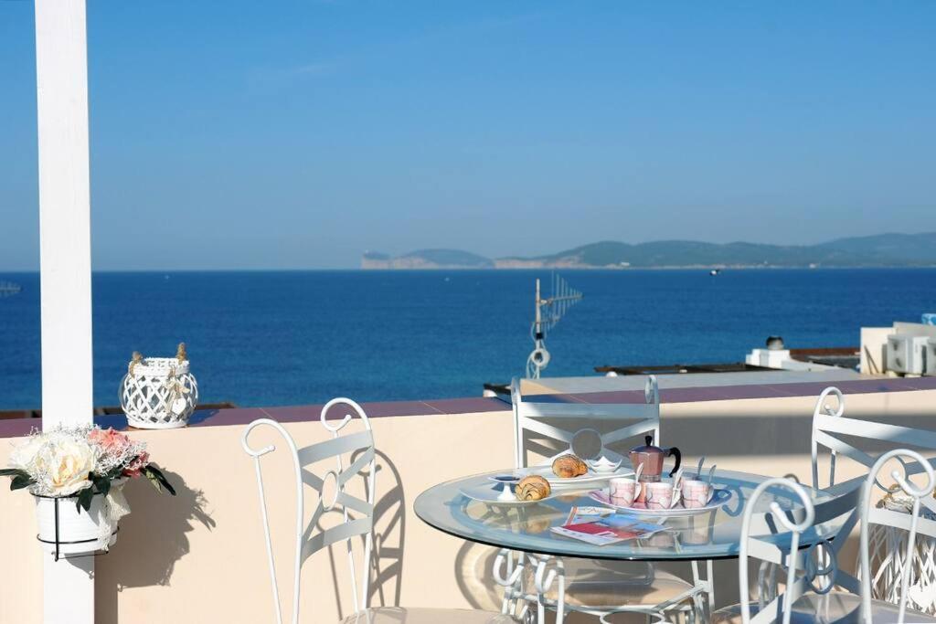 L'orizzonte Blu Apartment *