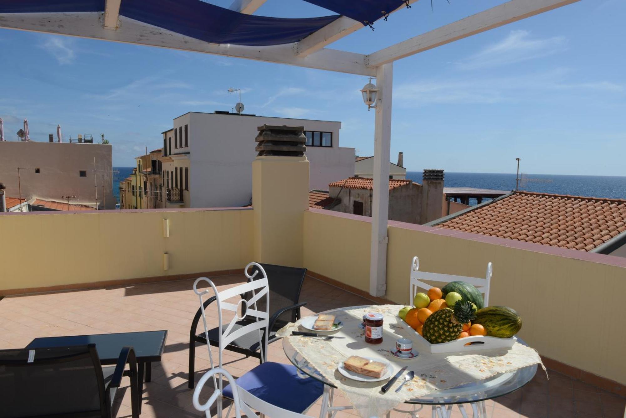 L'orizzonte Blu Apartment *